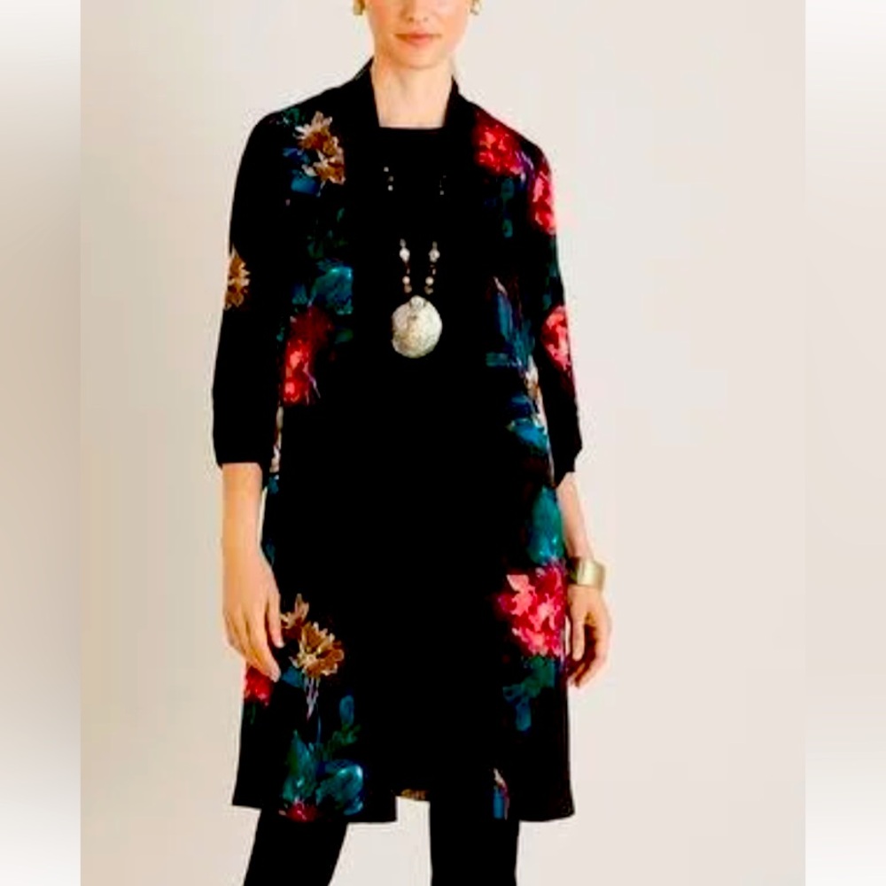 Chico’s NWT 💋Drama duster, beautiful tulip sleeves 3/4 floral duster,fully lined